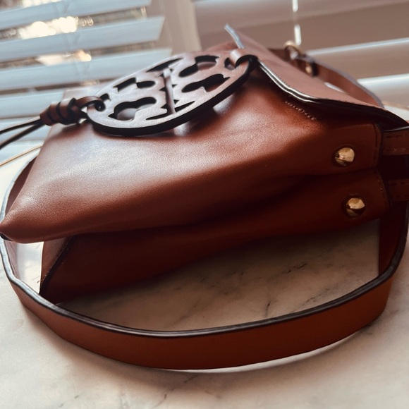 Tory Burch Tan Crossbody Bag - Picture 5 of 12